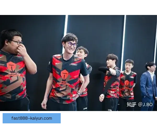 佩德里持续回归首发阵容，状态回暖引人关注